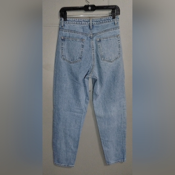 PrettyLittleThing Light Blue Straight Leg Jeans Size (4) - Picture 2 of 13